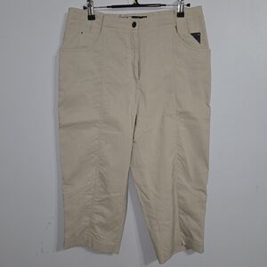 #28. EUC Cream JAMIE SADOCK/‎ Leisure Capris Size 8